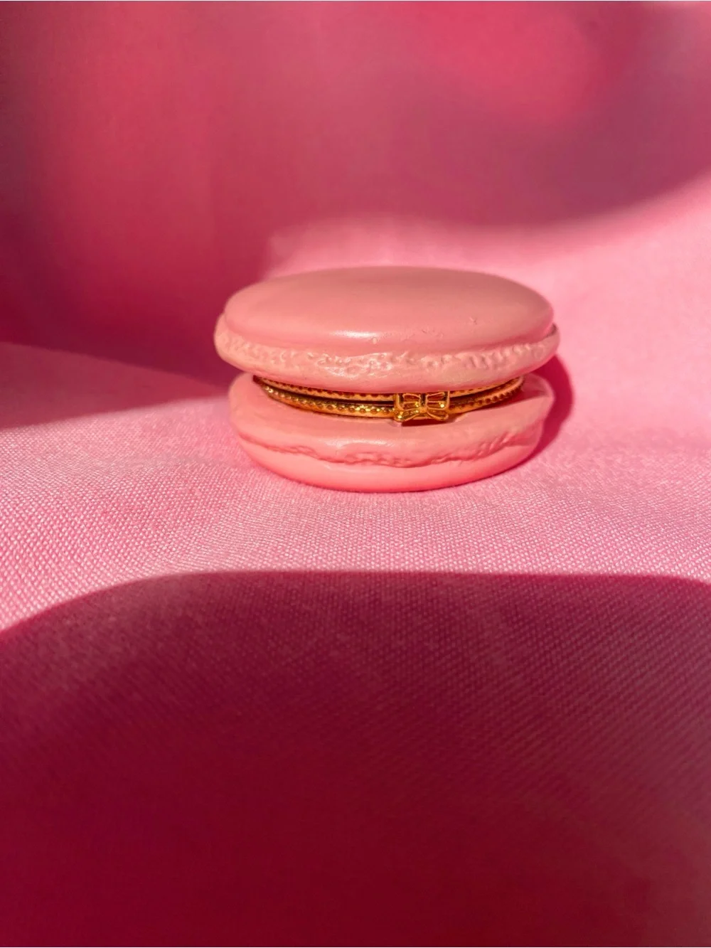 Pink Macaron Box Trinket Gold Bow Decor Trinket Gift French Cookie Paris Dessert - Picture 2 of 6